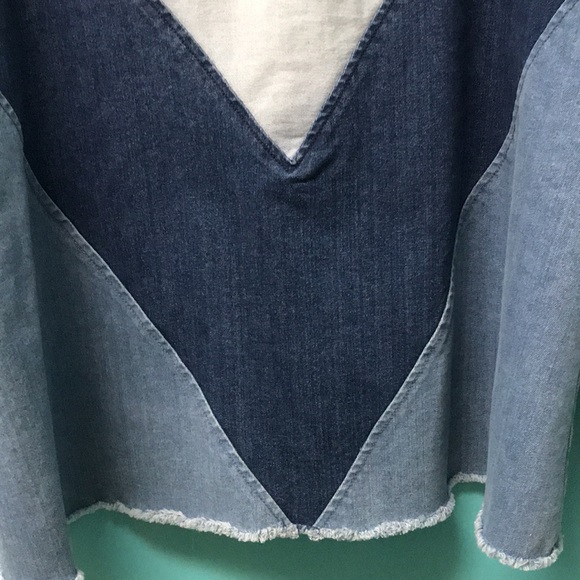 Ella Moss NWT patchwork three toned jean shirt with ripped style fringe. Size Sm - Picture 5 of 6